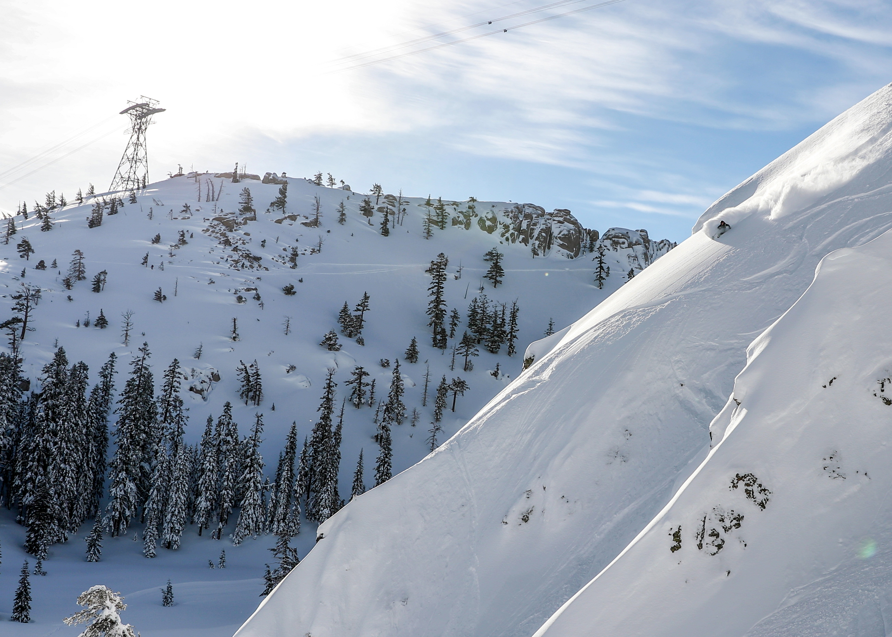 Squaw Valley Alpine Meadows SkiBookings.com