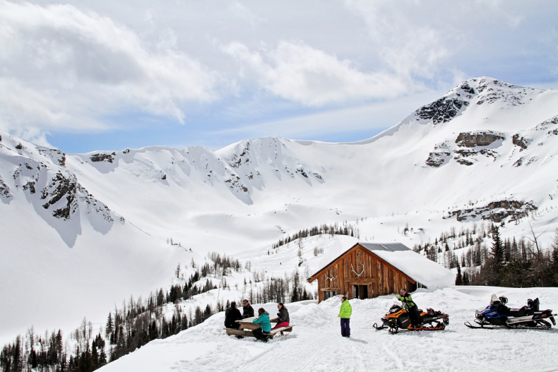 Mountain tops snowmobiling skibookings.com