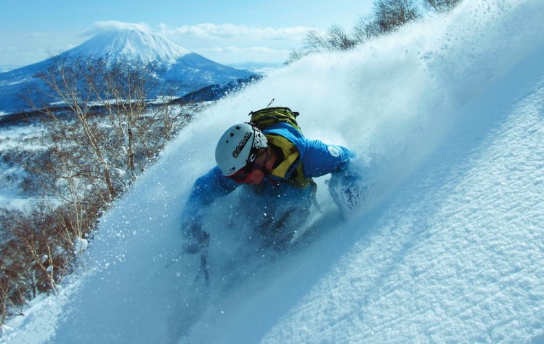 Niseko Family Ski Holiday Deal SkiBookings.com