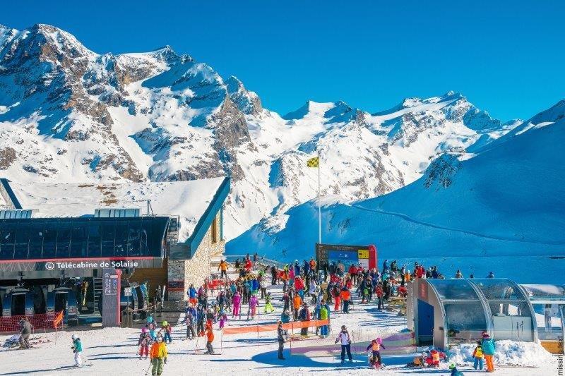 Ski resort near Val d'Isère - Tignes : One of the highest ski resorts in  France for ski holiday